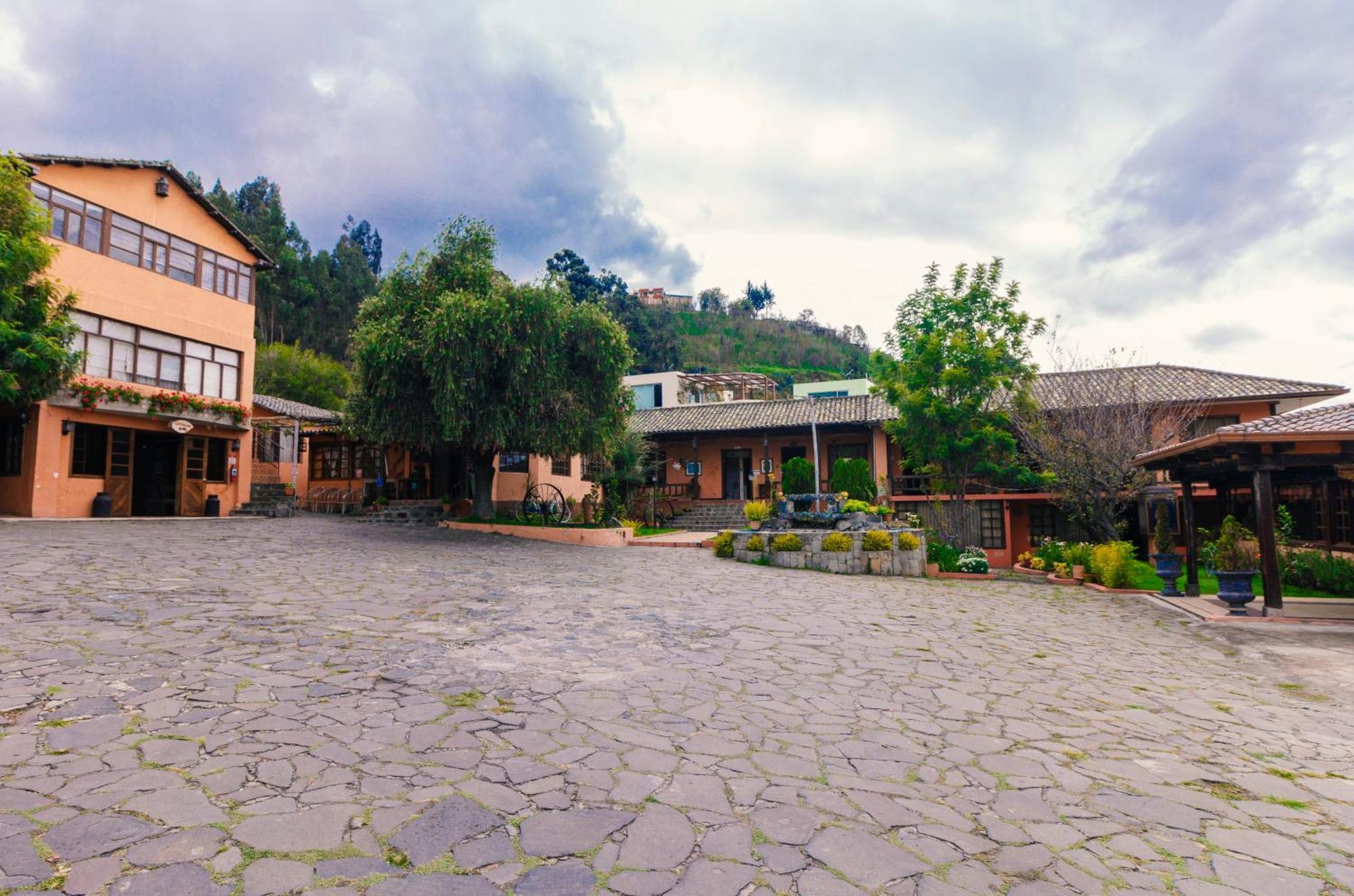 Quinta Loren Hosteria Ambato Dış mekan fotoğraf